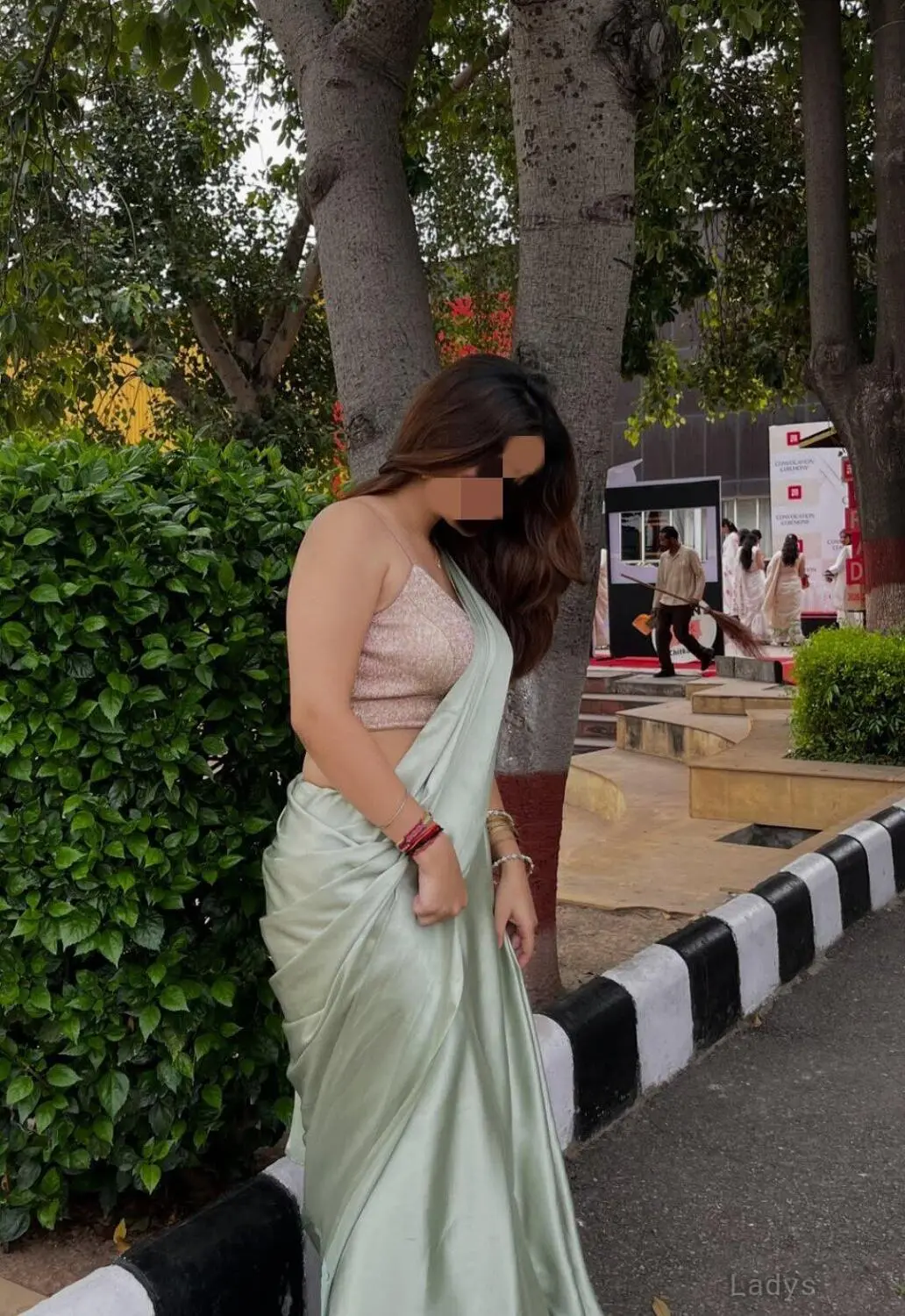 Shreya (23) – Call Girl & Independent Escort Service in Manali - Gallery Photo 3