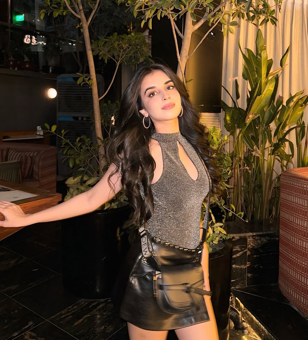 Chahna (23) – Call Girl & Independent Escort Service in Manali - Gallery Photo 4