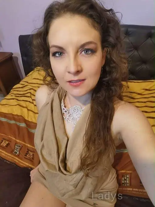 Sarah (23) – Call Girl & Independent Escort Service in Manchester - Gallery Photo 3