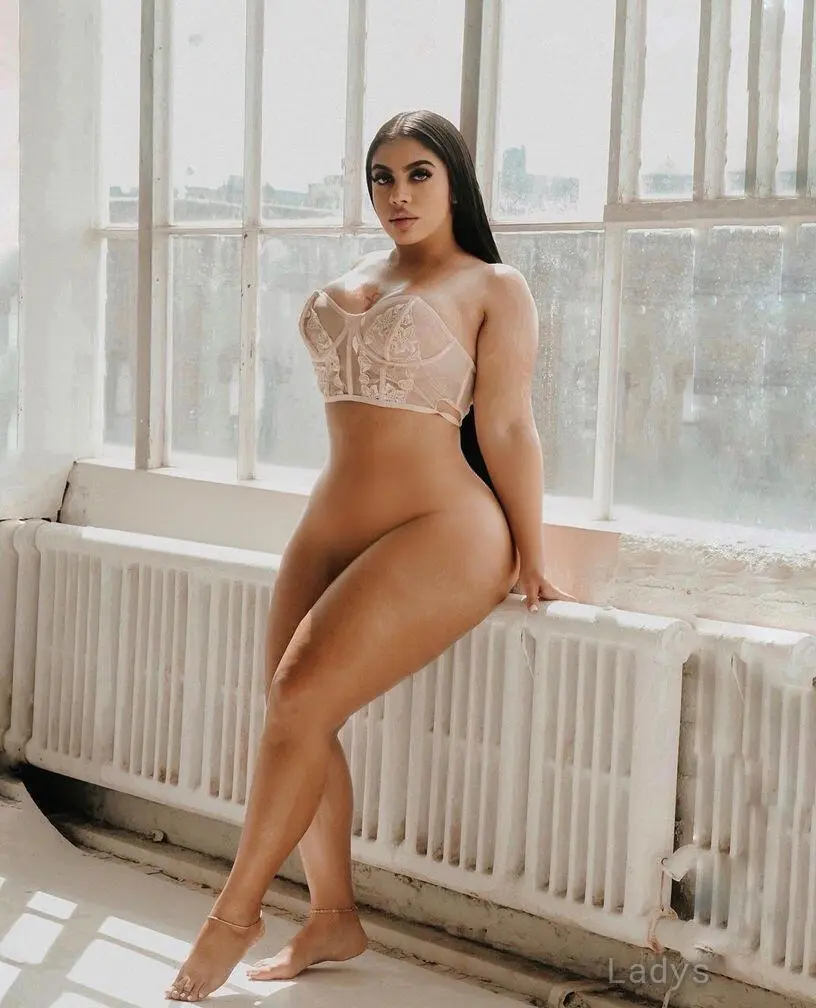 Tai (27) – Call Girl & Independent Escort Service in Manhattan - Gallery Photo 2