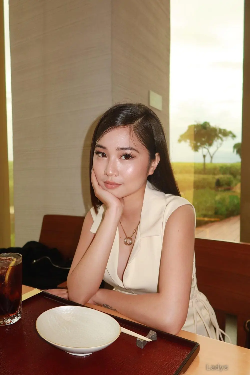 Hana (22) – Call Girl & Independent Escort Service in Manila - Gallery Photo 4