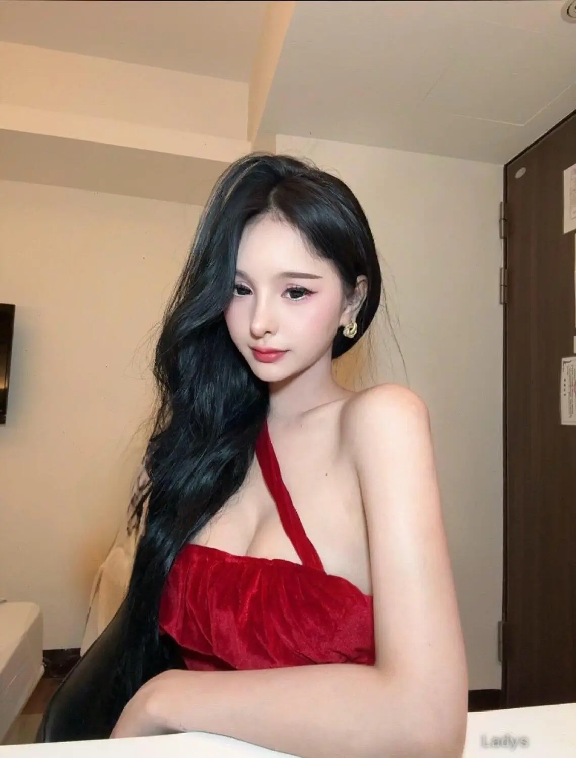 Cindy (22) – Call Girl & Independent Escort Service in Manila - Gallery Photo 3