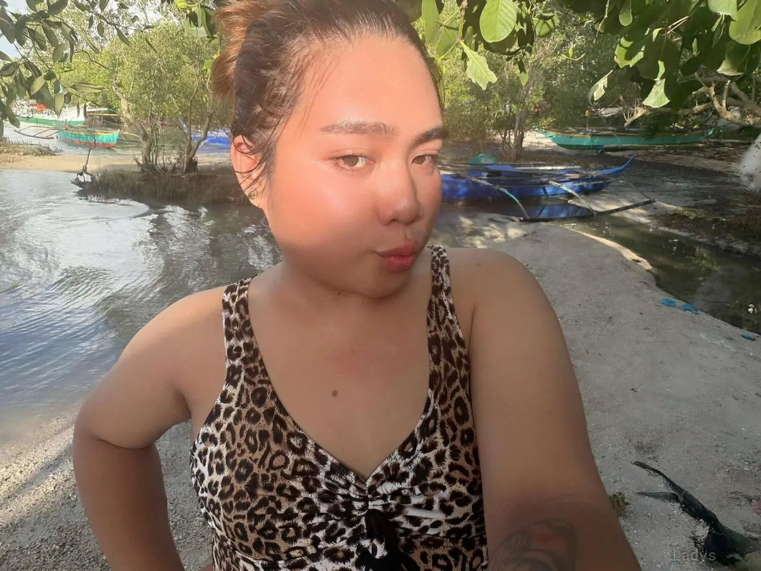 Kylie (21) – Call Girl & Independent Escort Service in Manila - Gallery Photo 3