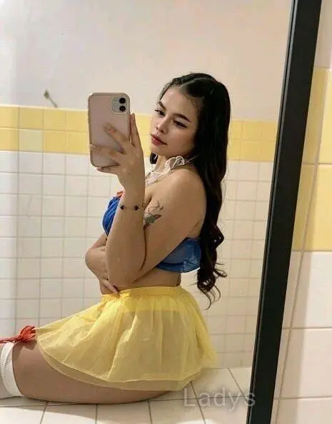Jane (23) – Call Girl & Independent Escort Service in Manila - Gallery Photo 5