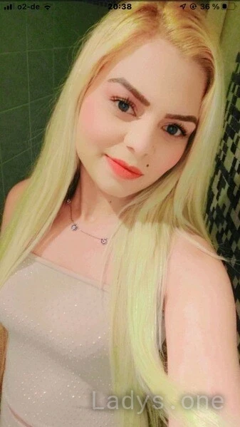 Jasmin (23) – Call Girl & Independent Escort Service in Mannheim - Gallery Photo 3