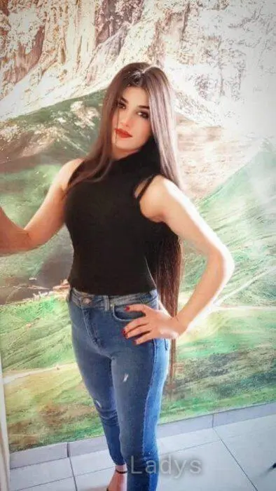 Loujaine (22) – Call Girl & Independent Escort Service in Marrakech - Gallery Photo 3