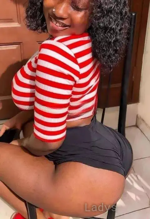 Ashelie (22) – Call Girl & Independent Escort Service in Marrakech - Gallery Photo 3