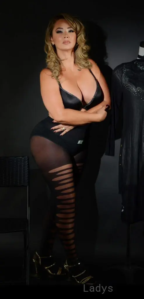 Sofia (40) – Call Girl & Independent Escort Service in Marsaskala - Gallery Photo 5