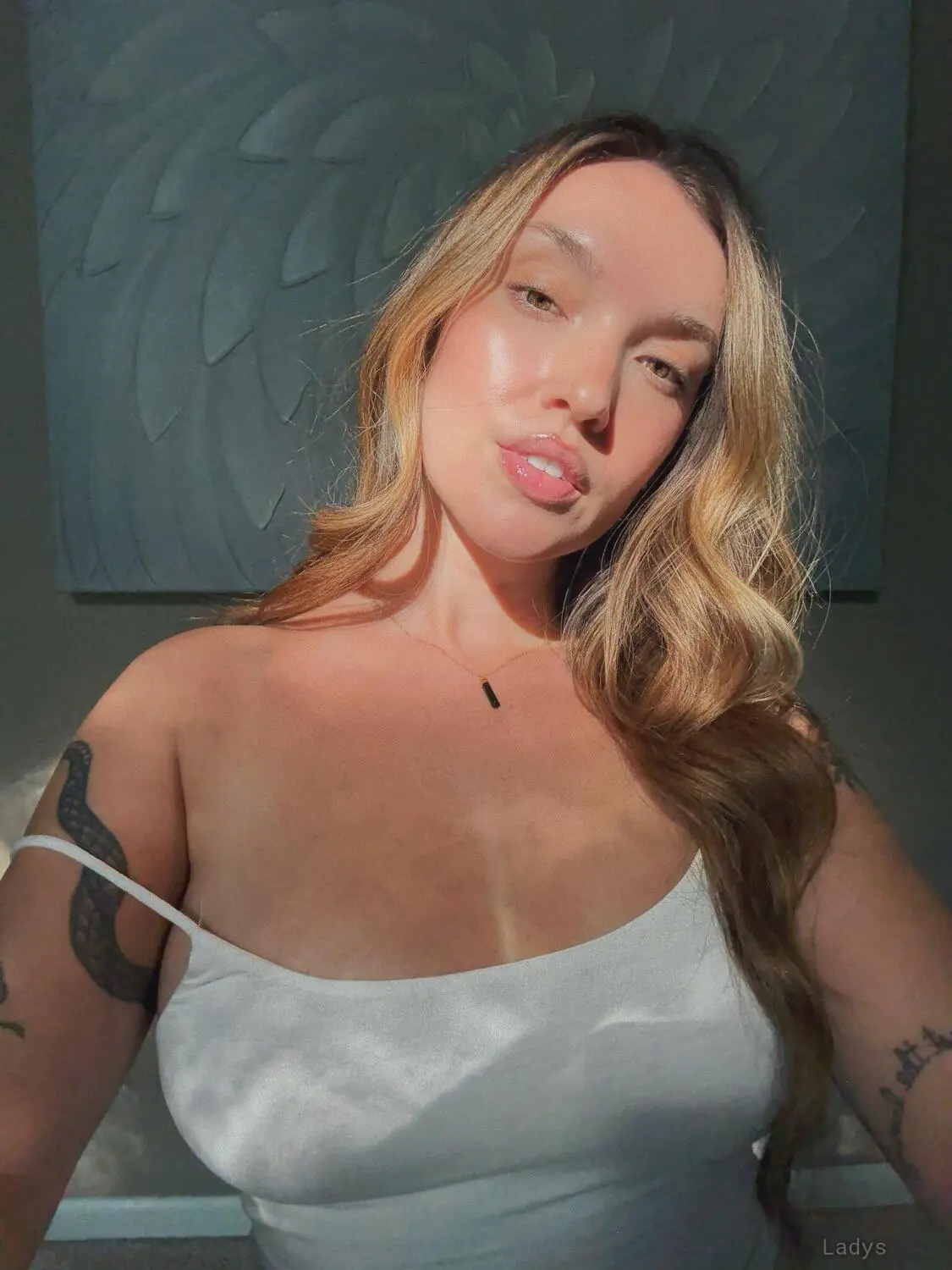 Veroni (25) – Call Girl & Independent Escort Service in Martigny-Ville - Gallery Photo 5