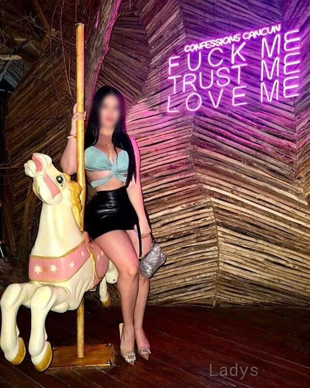 Esmeralda (25) – Call Girl & Independent Escort Service in Matamoros - Gallery Photo 7