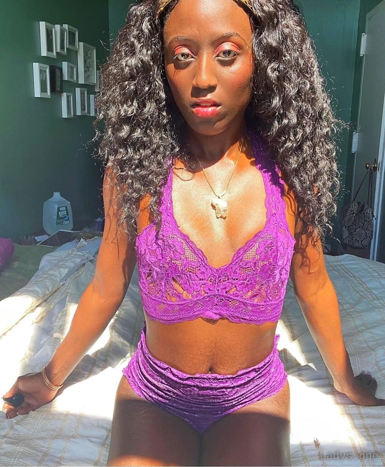 Essence (20) – Call Girl & Independent Escort Service in Maui - Gallery Photo 3