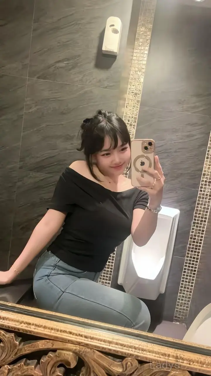 Arbella (20) – Call Girl & Independent Escort Service in Medan - Gallery Photo 4