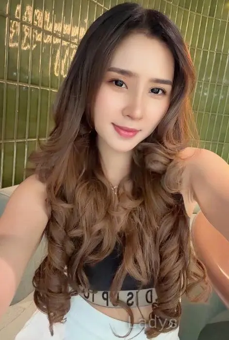 Gita Chindo (22) – Call Girl & Independent Escort Service in Medan - Gallery Photo 5