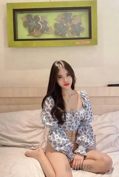 Elvira (26) – Call Girl & Independent Escort Service in Medan - Gallery Photo 4