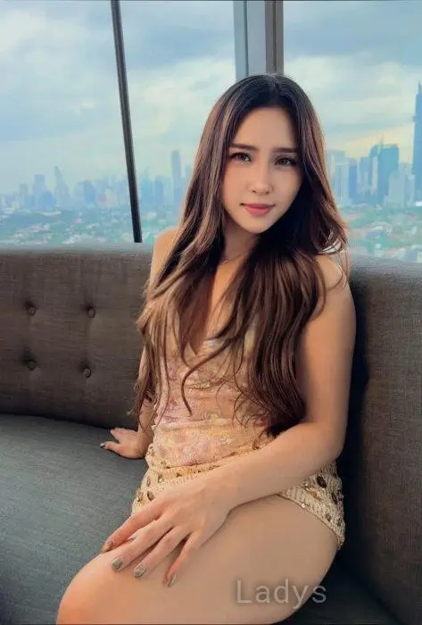 Gita Chindo (22) – Call Girl & Independent Escort Service in Medan - Gallery Photo 2