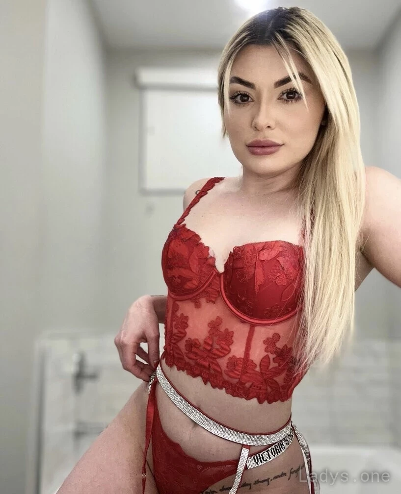 Alice (25) – Call Girl & Independent Escort Service in Medford - Gallery Photo 3