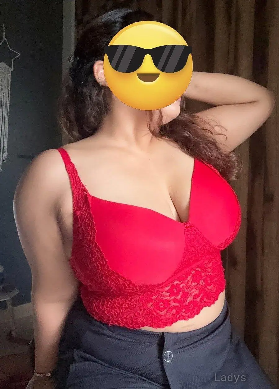 Juliette (28) – Call Girl & Independent Escort Service in Meerut - Gallery Photo 3