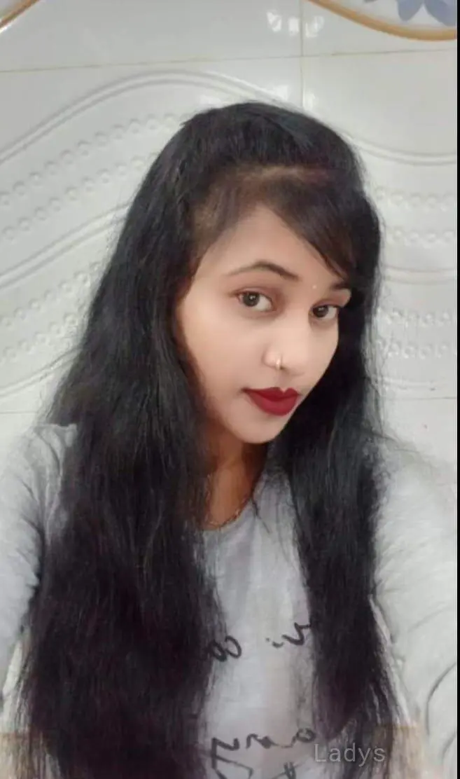 Mahek (22) – Call Girl & Independent Escort Service in Meerut - Gallery Photo 3