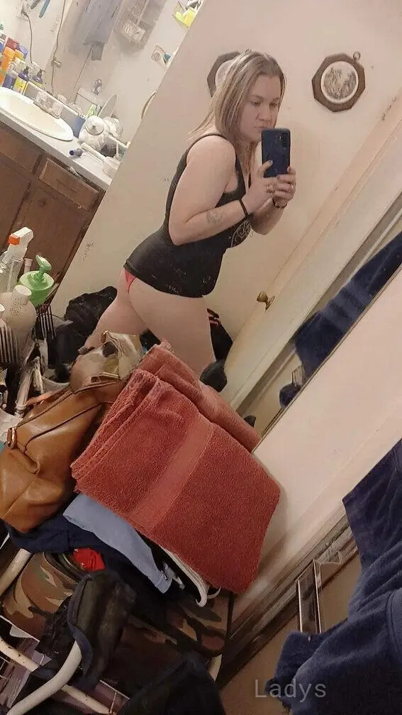 Lovely (28) – Call Girl & Independent Escort Service in Memphis - Gallery Photo 2