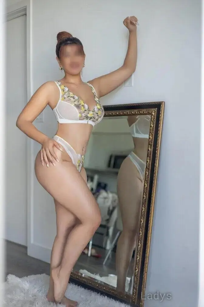 Triana Arias (27) – Call Girl & Independent Escort Service in Memphis - Gallery Photo 4