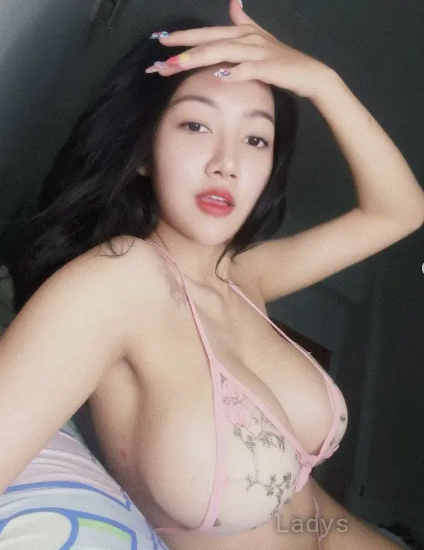 Exotic Petite (22) – Call Girl & Independent Escort Service in Mesa - Gallery Photo 6