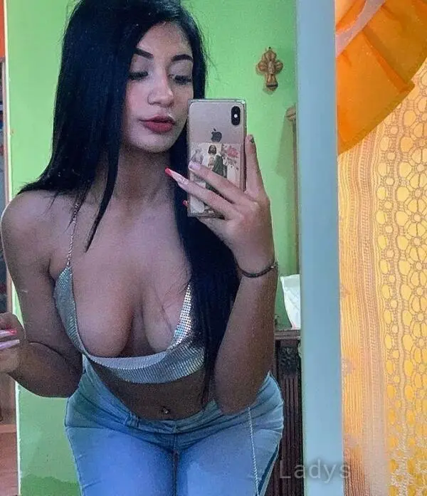 Luna (20) – Call Girl & Independent Escort Service in Mexicali - Gallery Photo 3