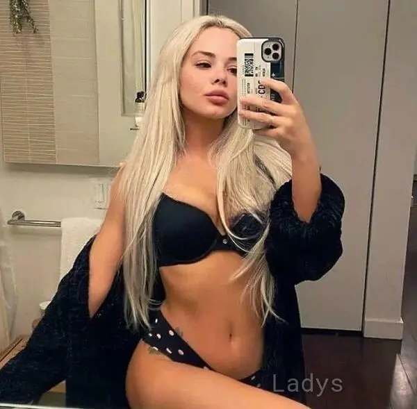 Martita (23) – Call Girl & Independent Escort Service in Mexicali - Gallery Photo 3
