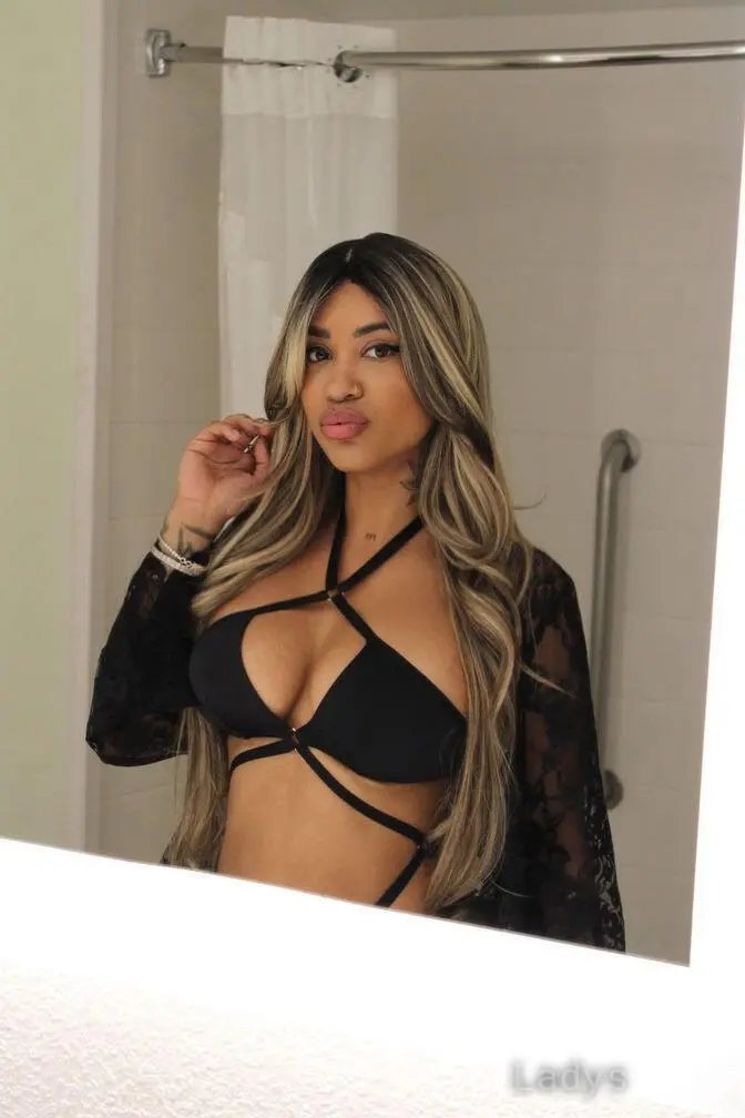 Barbie (25) – Call Girl & Independent Escort Service in Miami - Gallery Photo 4