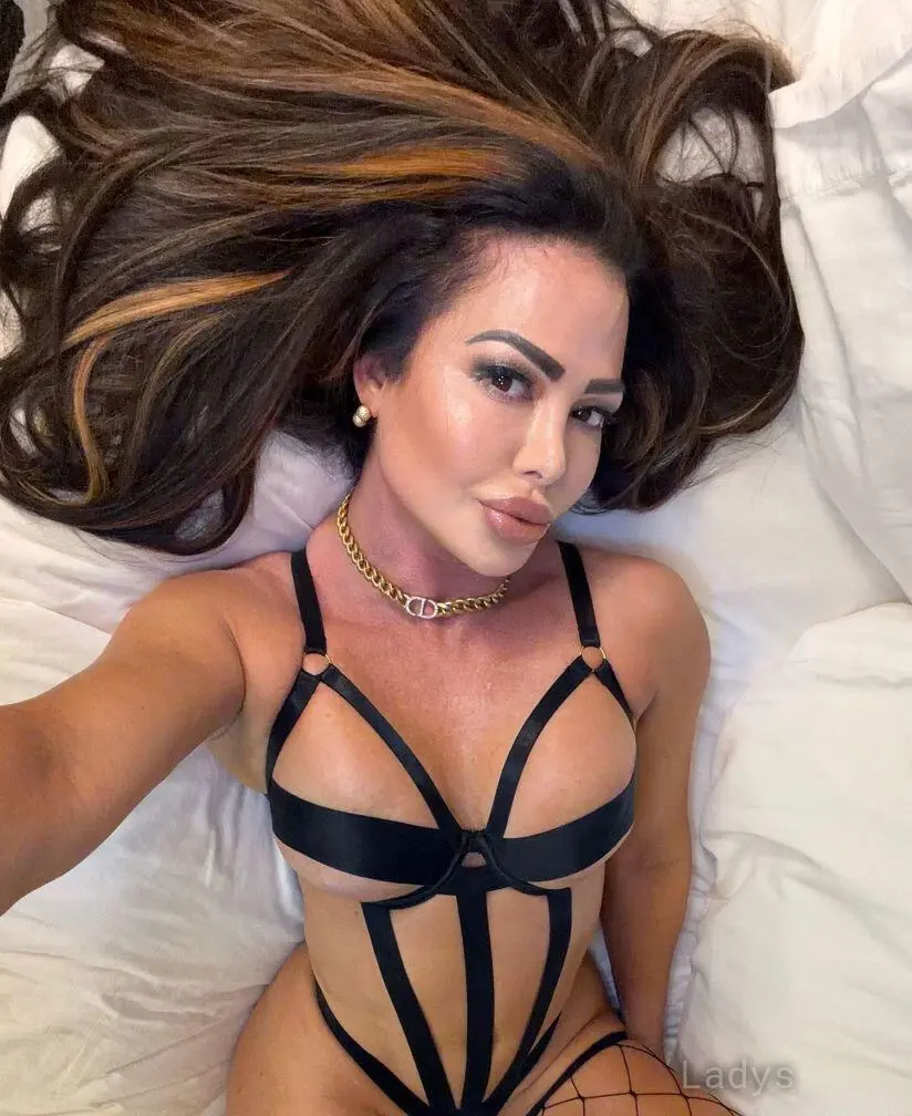 Nina Dolci (40) – Call Girl & Independent Escort Service in Miami - Gallery Photo 5