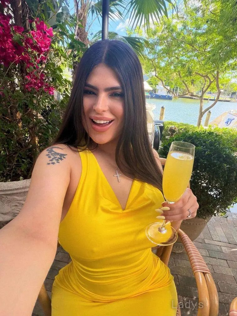 Jasmine (26) – Call Girl & Independent Escort Service in Miami - Gallery Photo 3