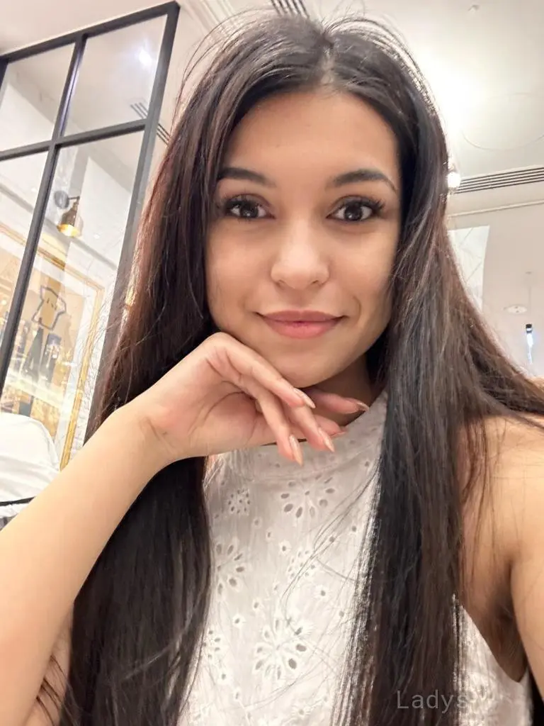 Lyalya (24) – Call Girl & Independent Escort Service in Middlesbrough - Gallery Photo 2