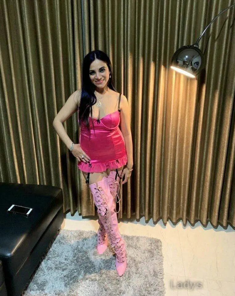 Vivian (35) – Call Girl & Independent Escort Service in Middlesbrough - Gallery Photo 4