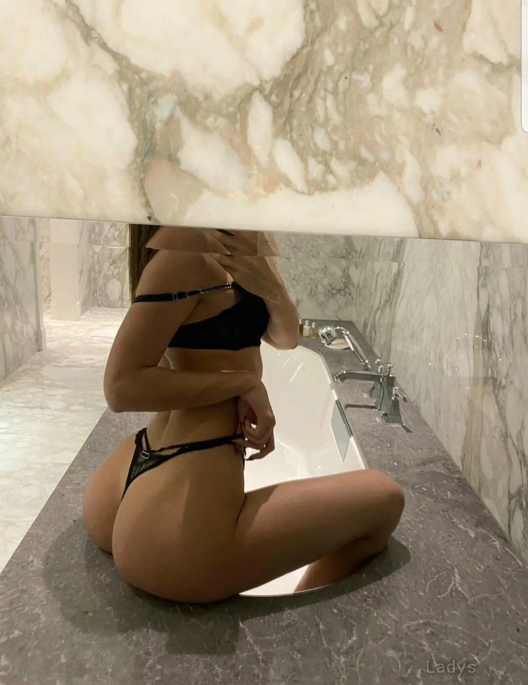 Lysa (24) – Call Girl & Independent Escort Service in Mijas - Gallery Photo 5