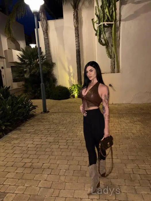 Amber (37) – Call Girl & Independent Escort Service in Mijas - Gallery Photo 4