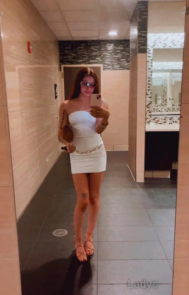 Sophia Love (23) – Call Girl & Independent Escort Service in Milwaukee - Gallery Photo 5
