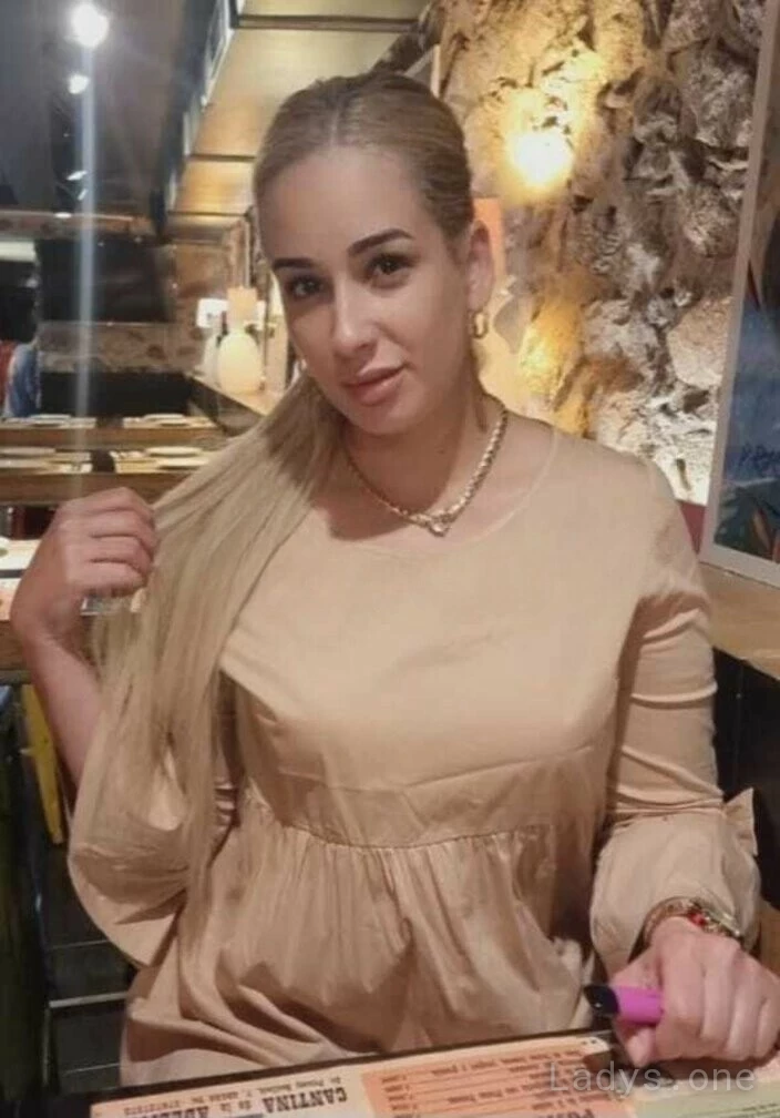 Sara (29) – Call Girl & Independent Escort Service in Modesto - Gallery Photo 3