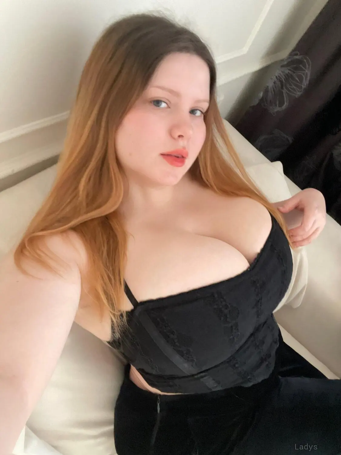 Serena Pedro (26) – Call Girl & Independent Escort Service in Moraleja - Gallery Photo 2