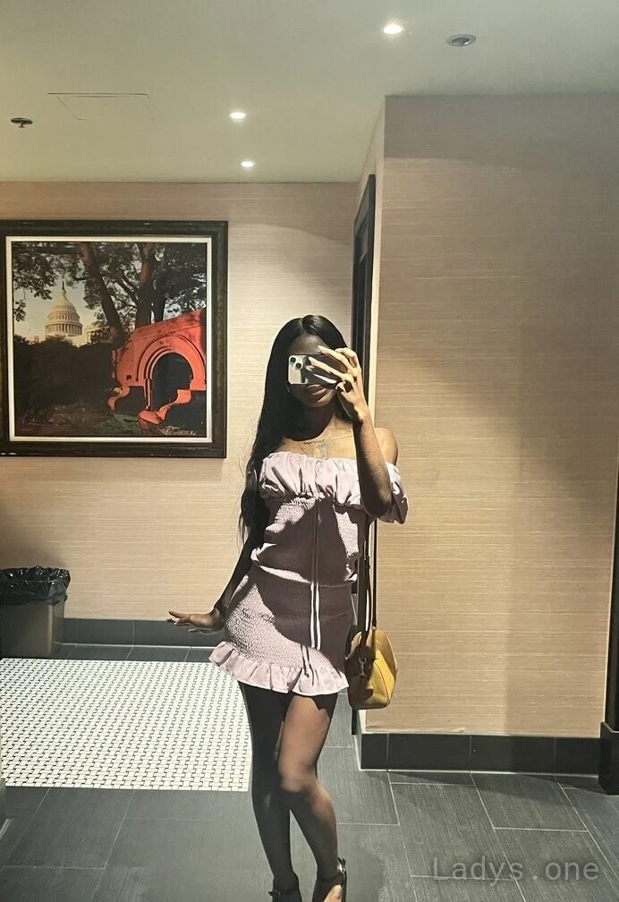 Very (19) – Call Girl & Independent Escort Service in Mountain View - Gallery Photo 3