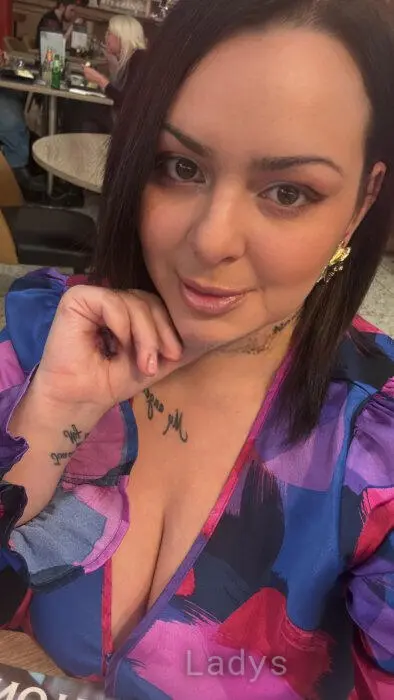 Tina (28) – Call Girl & Independent Escort Service in Mouscron - Gallery Photo 2