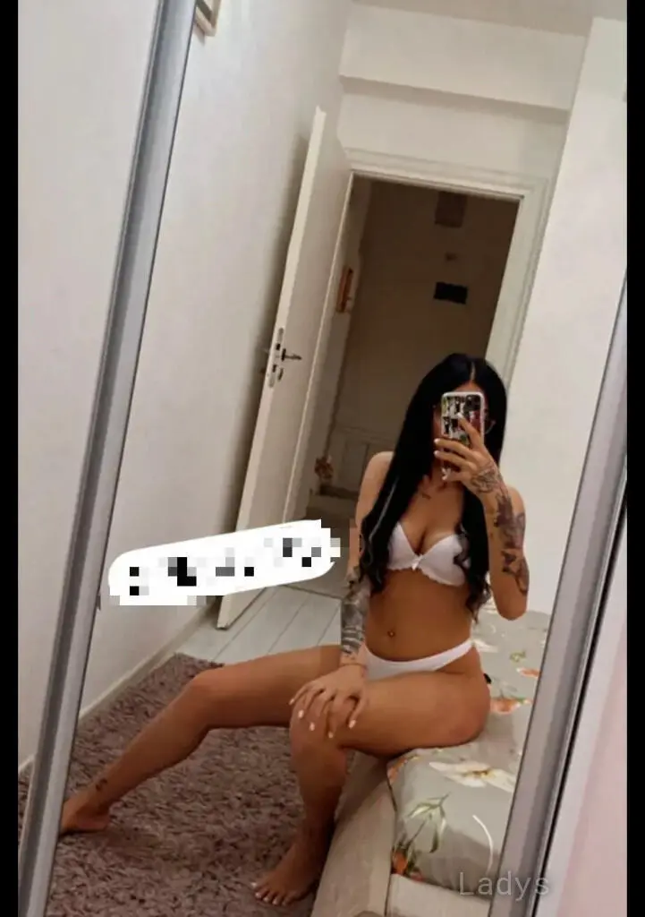 Jessy (22) – Call Girl & Independent Escort Service in Msida - Gallery Photo 5