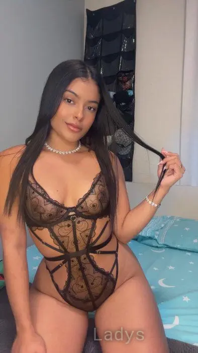 Camila (23) – Call Girl & Independent Escort Service in Msida - Gallery Photo 5