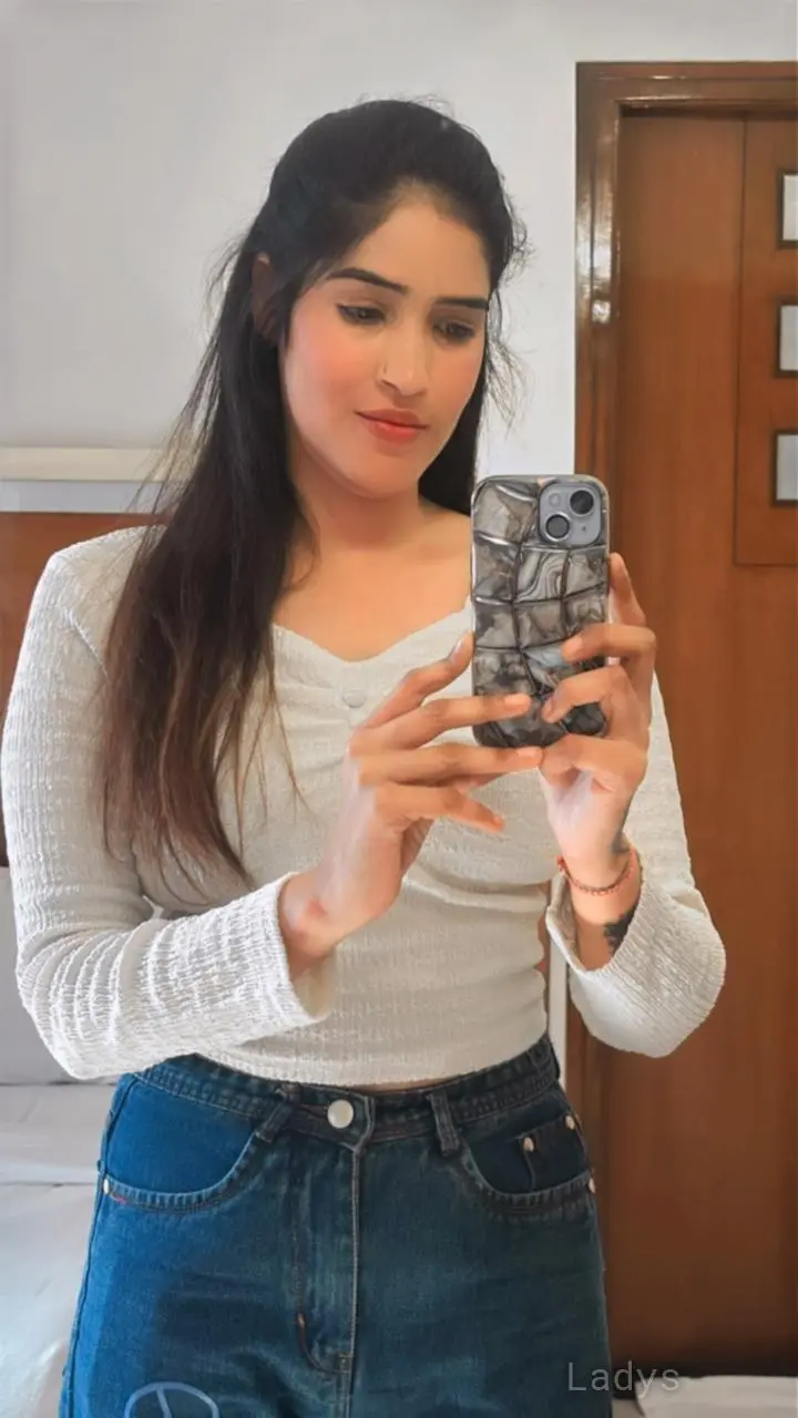 Helen (26) – Call Girl & Independent Escort Service in Mumbai - Gallery Photo 2
