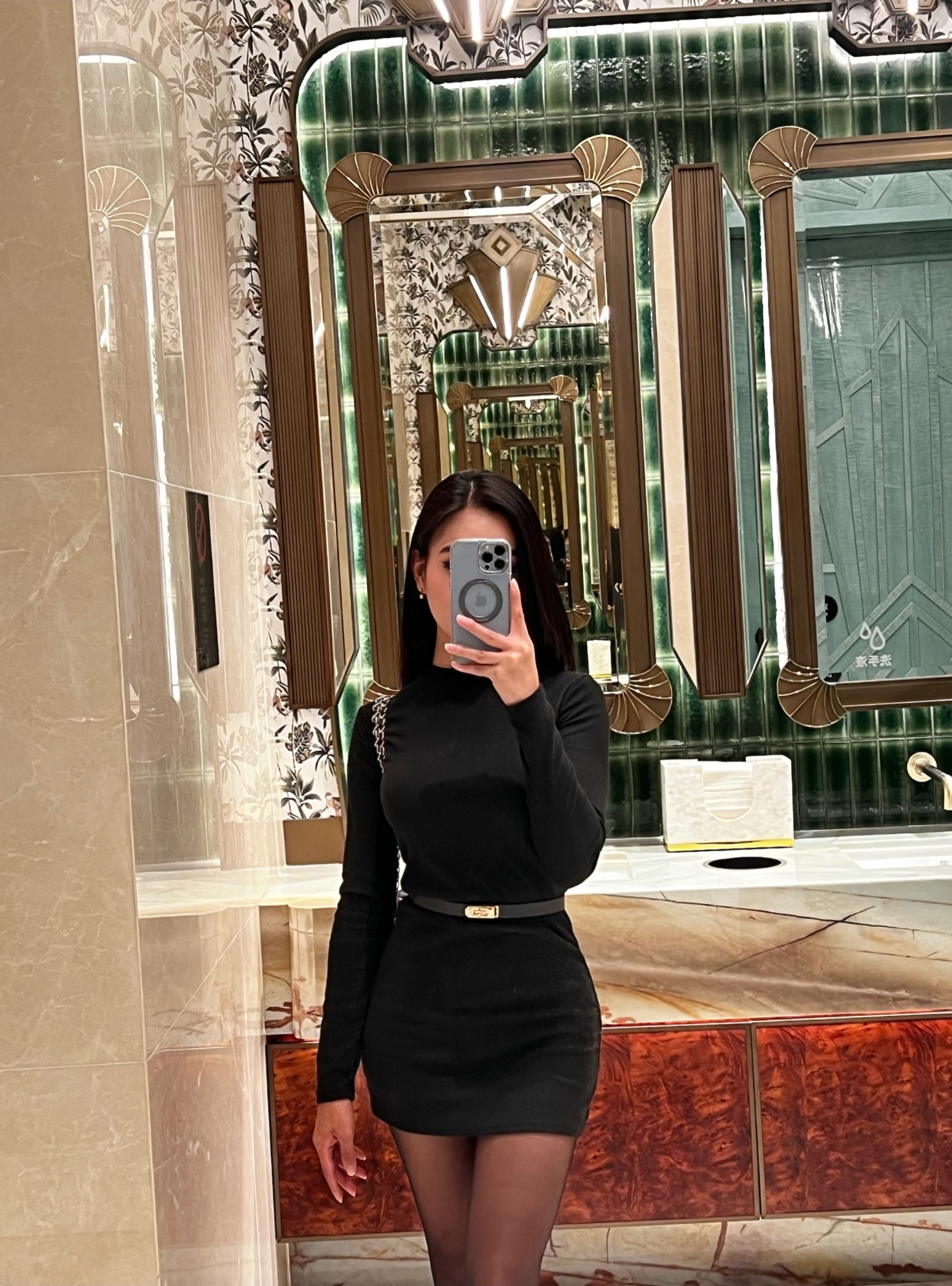 Alexinna (25) – Call Girl & Independent Escort Service in Mumbai - Gallery Photo 2