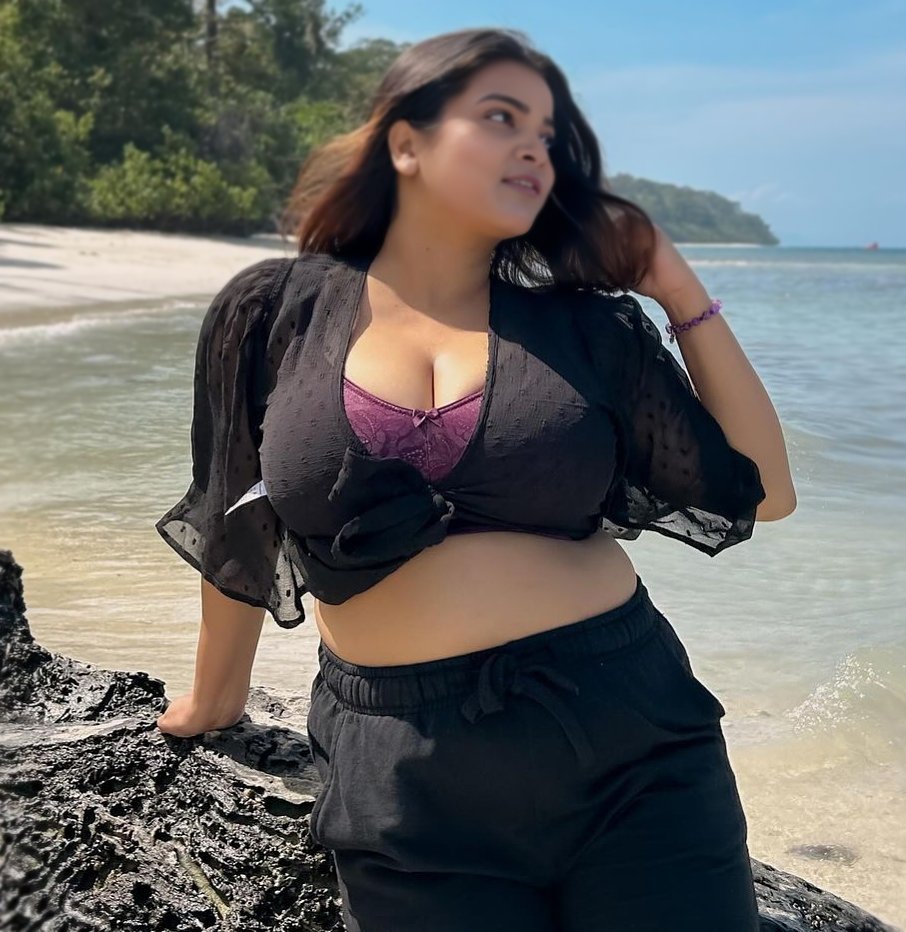 Ragini (25) – Call Girl & Independent Escort Service in Mumbai - Gallery Photo 7