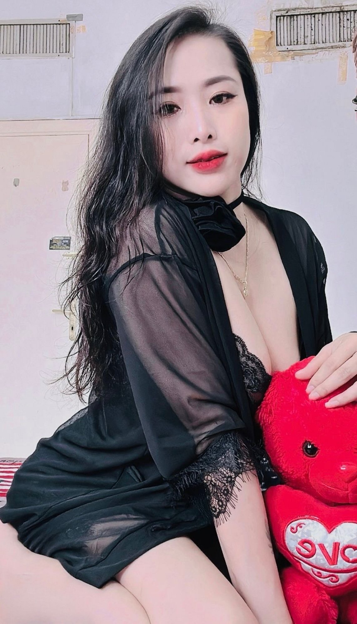 Mimi (22) – Call Girl & Independent Escort Service in Mumbai - Gallery Photo 3