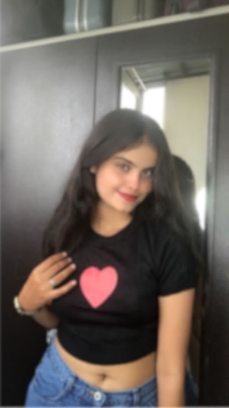 Prachi (22) – Call Girl & Independent Escort Service in Mumbai - Gallery Photo 6
