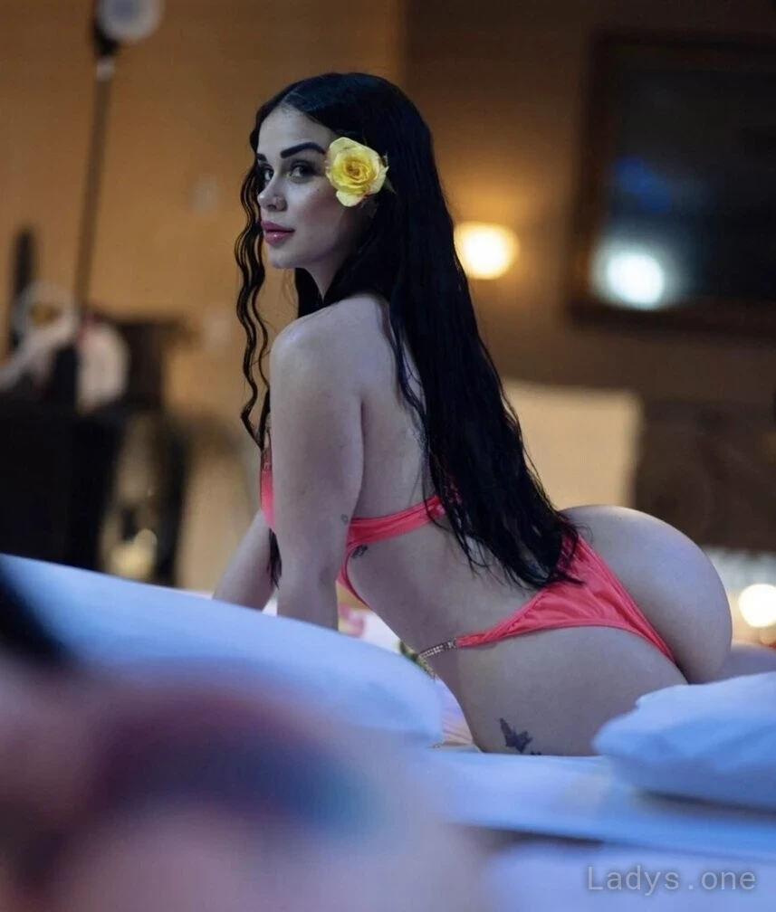 Natti (24) – Call Girl & Independent Escort Service in Muncie - Gallery Photo 3