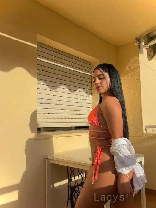 Camila (20) – Call Girl & Independent Escort Service in Murcia - Gallery Photo 3