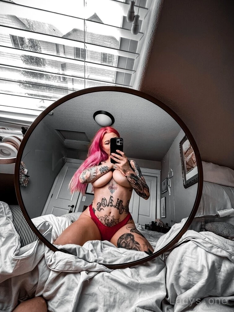 Blue (25) – Call Girl & Independent Escort Service in Murfreesboro - Gallery Photo 2