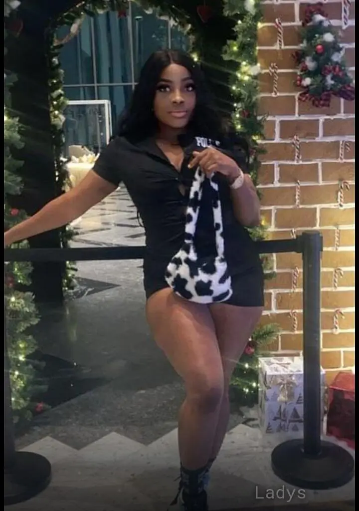 Juicy (25) – Call Girl & Independent Escort Service in Muscat - Gallery Photo 4